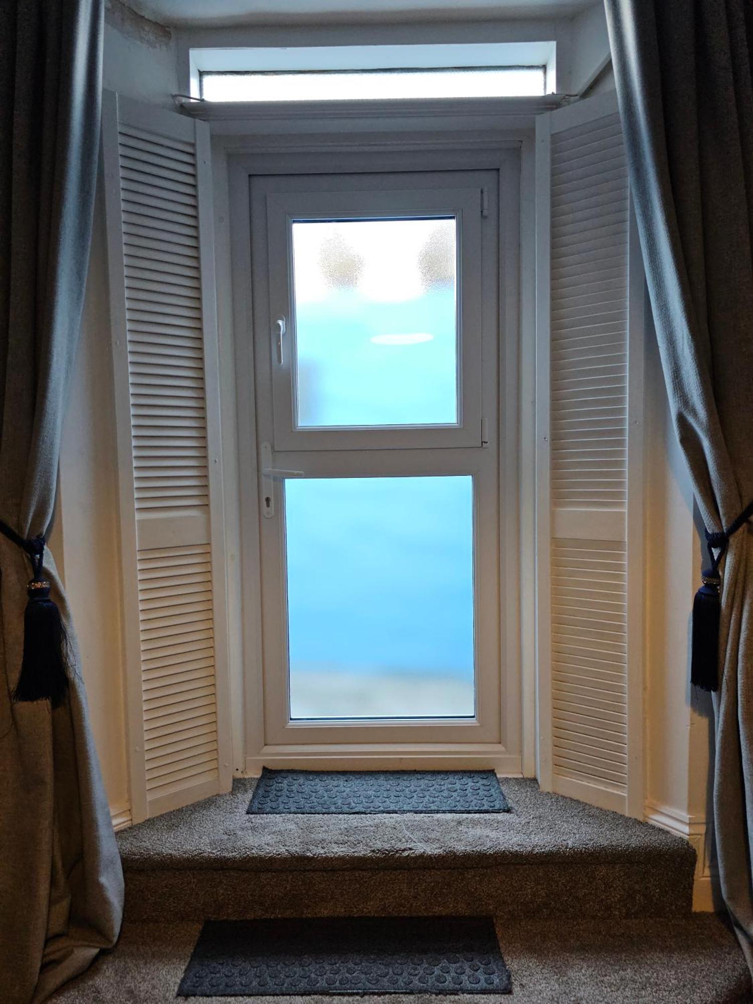 Beachcomber B&B テンビー エクステリア 写真
